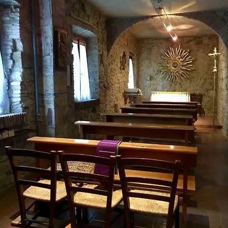 Casa Mater Ecclesiae 호텔 마사마리티마