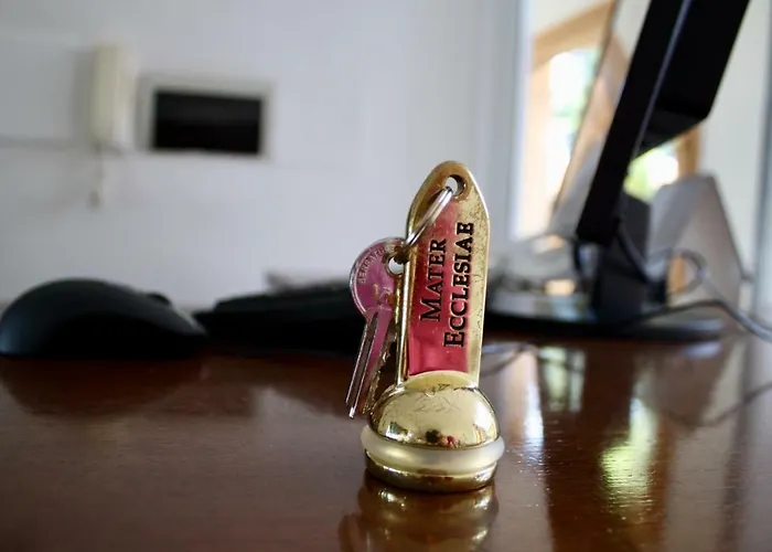 Casa Mater Ecclesiae Hotel *